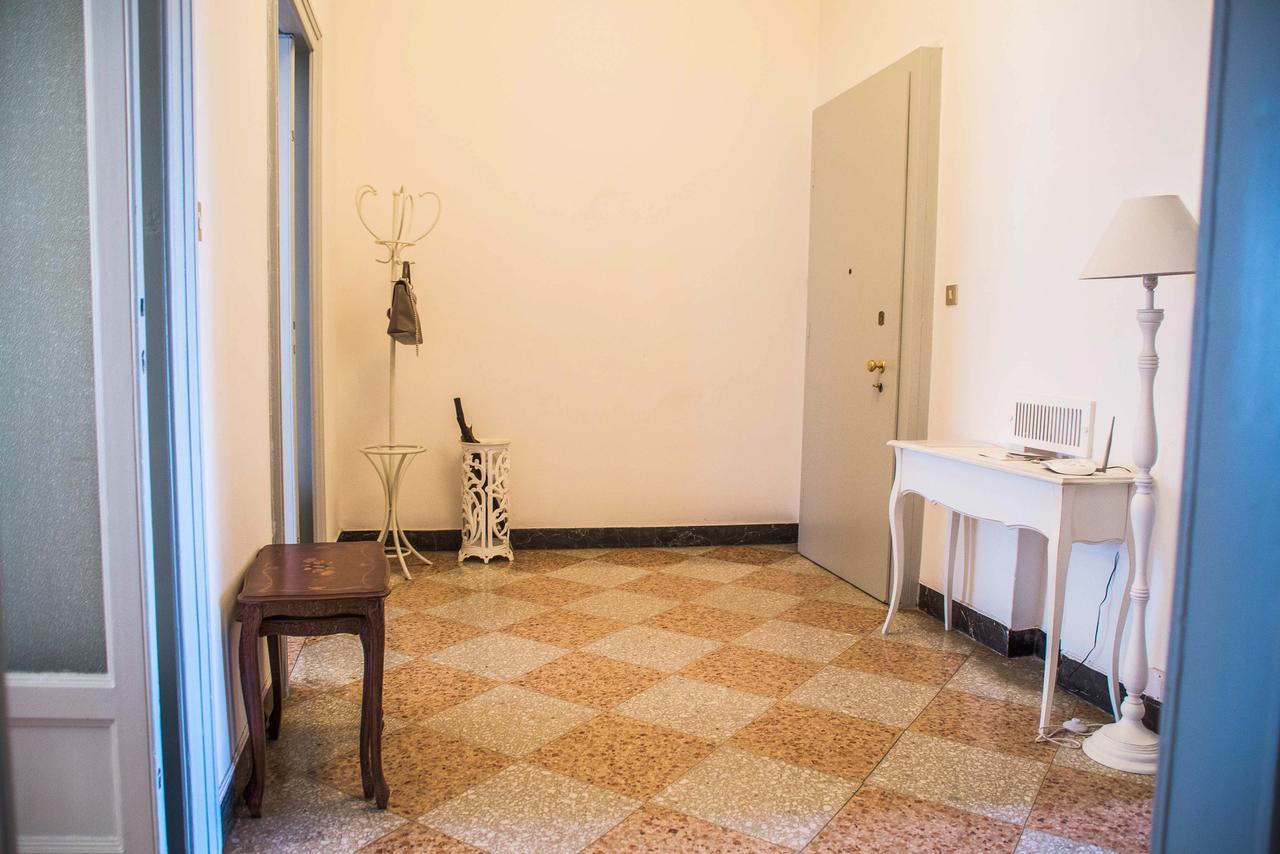 Adelaide Central Apartment Milan Luaran gambar