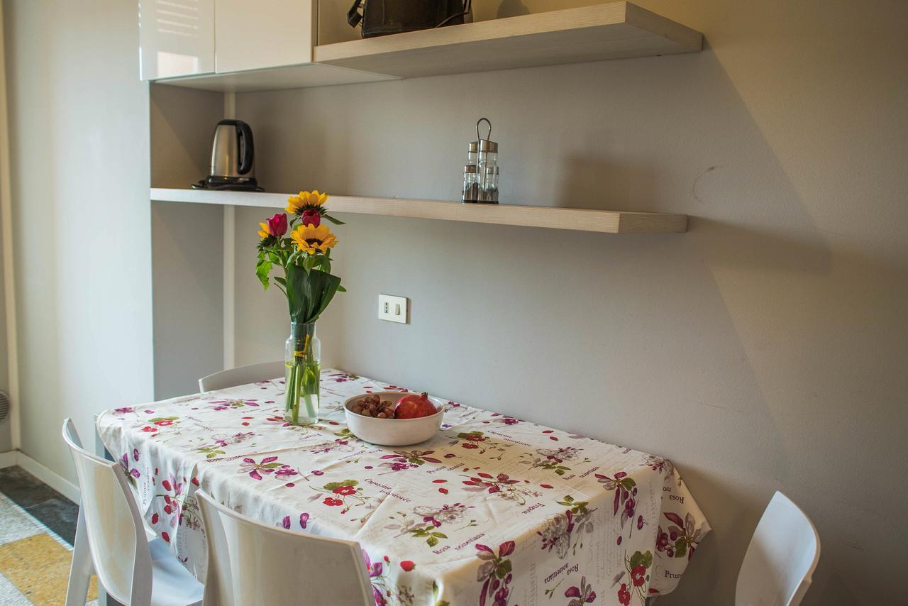 Adelaide Central Apartment Milan Luaran gambar