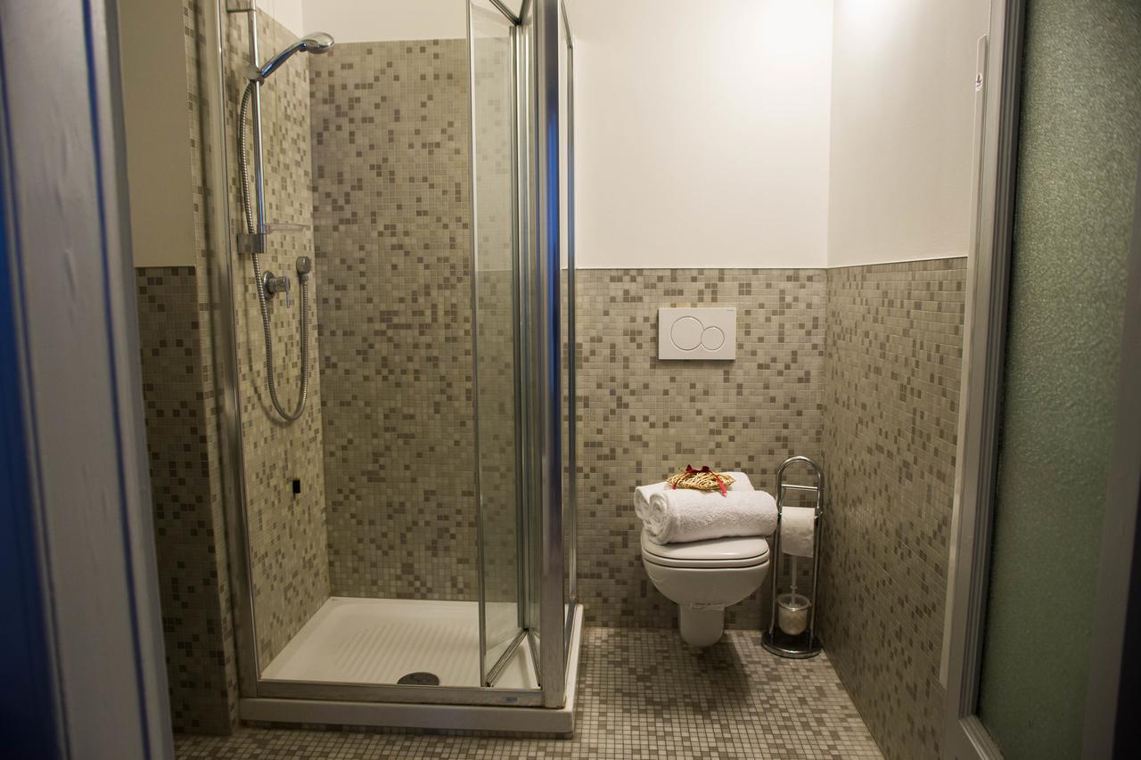 Adelaide Central Apartment Milan Luaran gambar